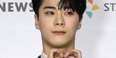 Moonbin