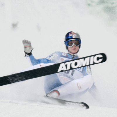 Ein Ski fängt sich im Schnee, Morgenstern wird ausgedreht