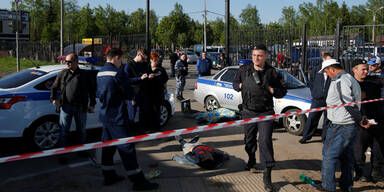 Drei Tote bei Massenschl&auml;gerei auf Friedhof