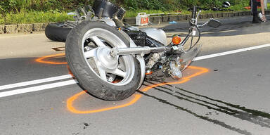 Motorradunfall in Innsbruck: 26-J&auml;hrige schwer verletzt