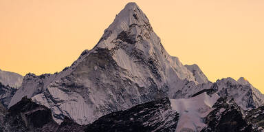 mount everest