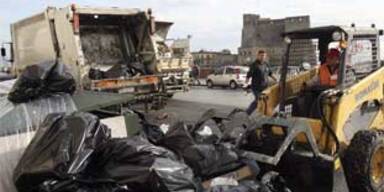 muell_neapel_reuters