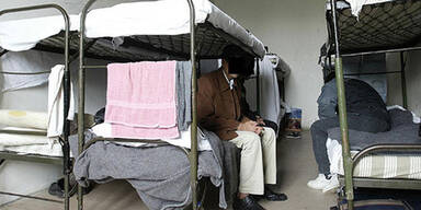 Asylwerber gingen mit Messern aufeinander los