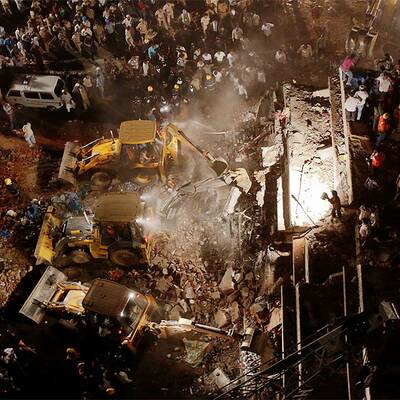 Siebenstöckiger Rohbau bricht zusammen