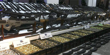 Mexikos Armee hebt Mega-Waffenlager aus