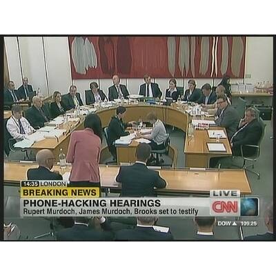 Rupert und James Murdoch werden zum Abhörskandal befragt