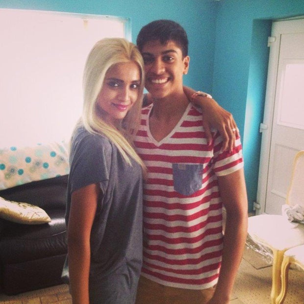 Mutter wird für seine Schwester gehalten