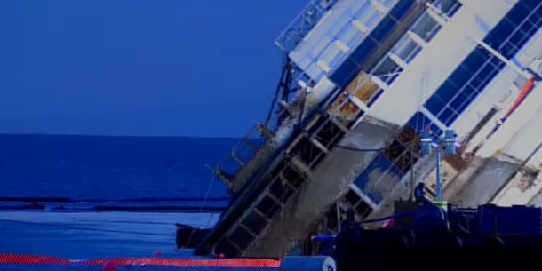 Costa Concordia wird geborgen