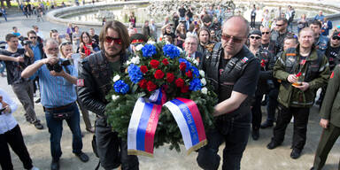 Umstrittene "Nachtw&ouml;lfe" heute in Wien
