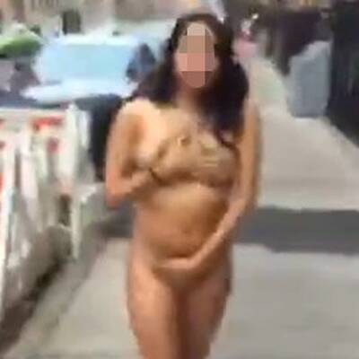 Frau muss nackt durch New York spazieren