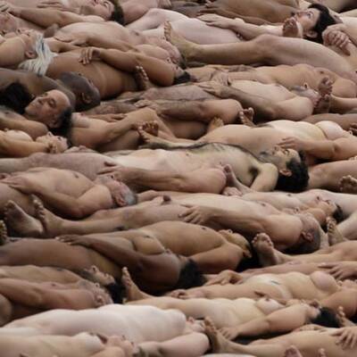 Nackte vor der Oper von Sydney