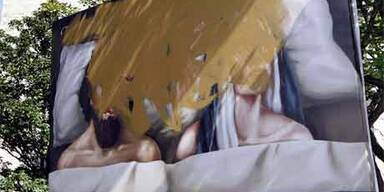 Erotische Maria erregt Christen