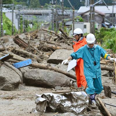 So wütet Taifun Neoguri