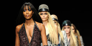 Cavalli &uuml;berrascht mit Naomi Campbell