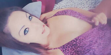 Webcam-Girl zog trotz Strip-Verbot blank