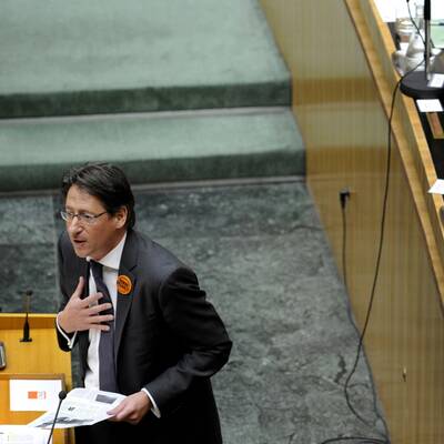 FPÖ-Chef Strache sagte Pippi Langstrumpf-Lied aufnationalrat7