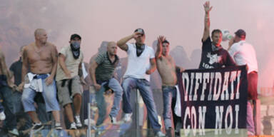 Neapel drohen nach Fankrawallen Geisterspiele