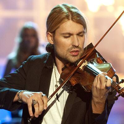  Willkommen bei Carmen Nebel