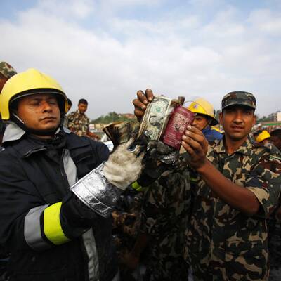 19 Tote bei Flugzeugabsturz in Nepal