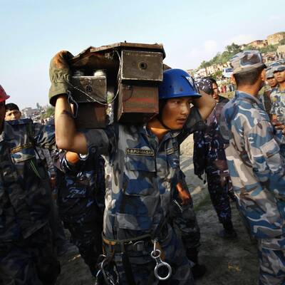 19 Tote bei Flugzeugabsturz in Nepal
