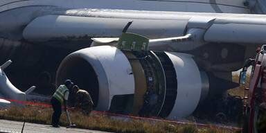 Reifenplatzer: Flugzeug-Crash bei Landung