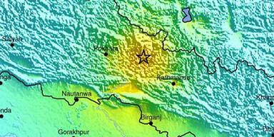 Schweres Erdbeben erschüttert Nepal