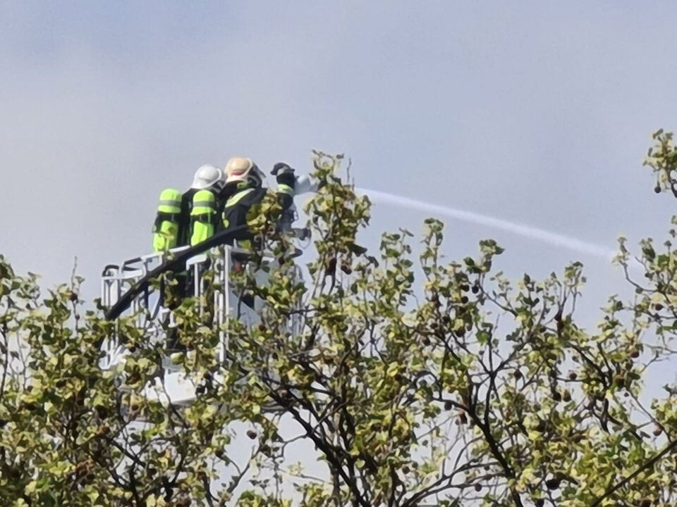 Dachbrand im Wiener Donauzentrum: Floriani verletzt