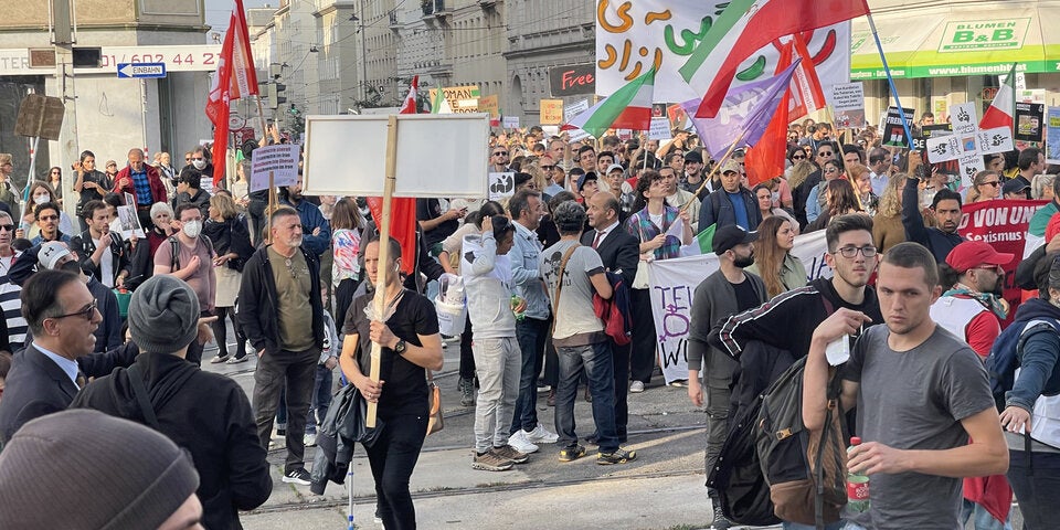 Tausende bei Iran-Demo in Wien