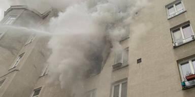 Ein Verletzter bei Zimmerbrand in Wien