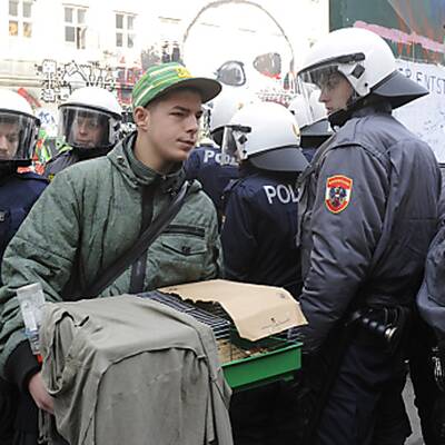 Besetztes Haus in Wien wird geräumt