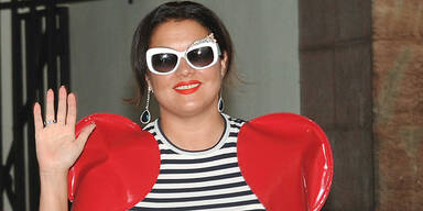 Anna,  was tr&auml;gst du denn  da&thinsp;&hellip;?