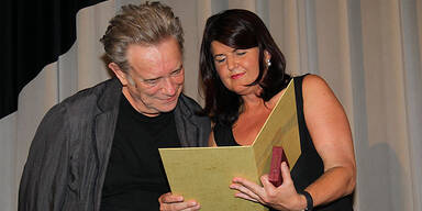 Verdienstzeichen für Gert Voss