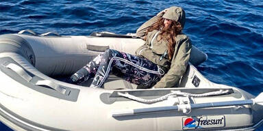 Frau trieb 40 Stunden auf Schlauchboot im Meer