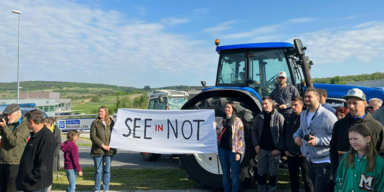 DEMONSTRATION F&Uuml;R RETTUNG DES NEUSIEDLER SEES