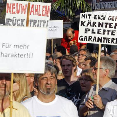 Neuwahl-Demo in Kärnten