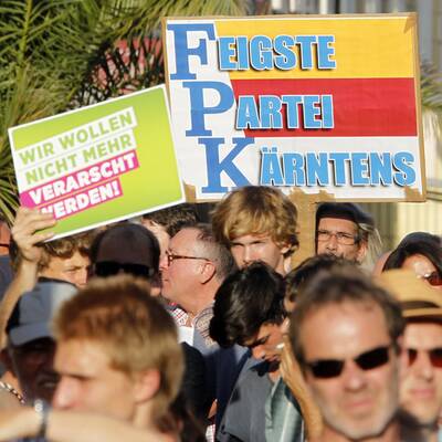 Neuwahl-Demo in Kärnten