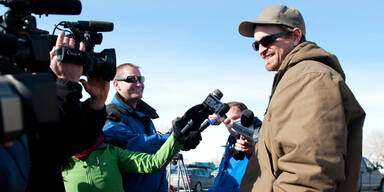 Familie überlebte 2 Tage in Eis-Hölle