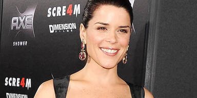 Neve Campbell