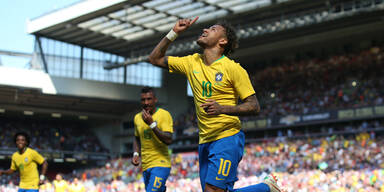 Superstar Neymar im Anflug auf Wien