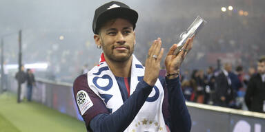 Neymar mit kuriosem Gest&auml;ndnis