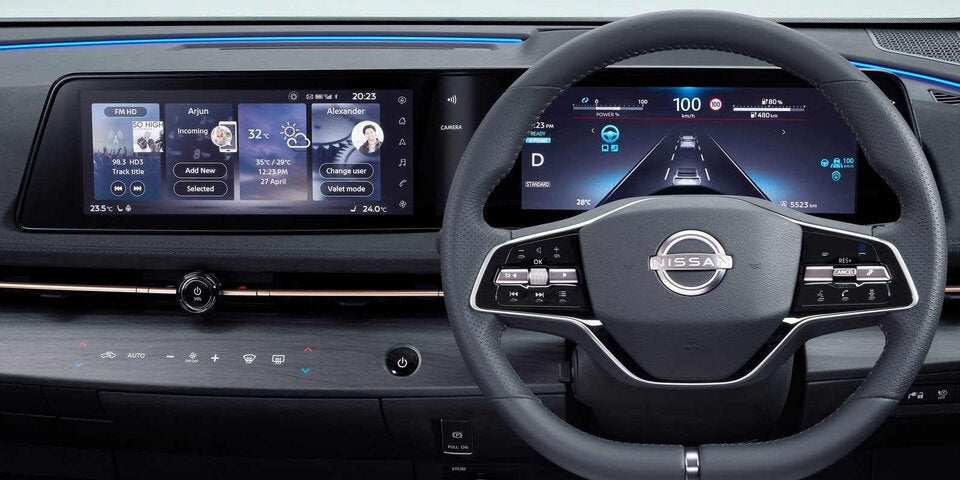 Nissan greift mit E-Crossover Ariya an