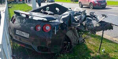 Horror-Crash mit 550 PS-Geschoss
