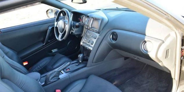 TV-Star verkauft 900 PS Boliden