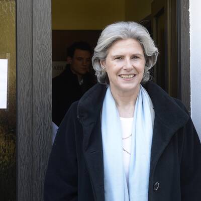 Die Grüne Spitzenkandidatin Madeleine Petrovic bei der Stimmabgabe in Gloggnitz