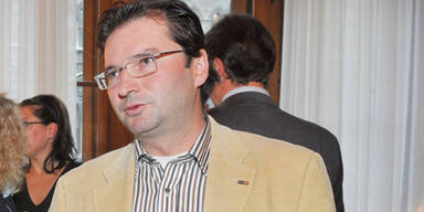 Norbert Walter tritt zur&uuml;ck