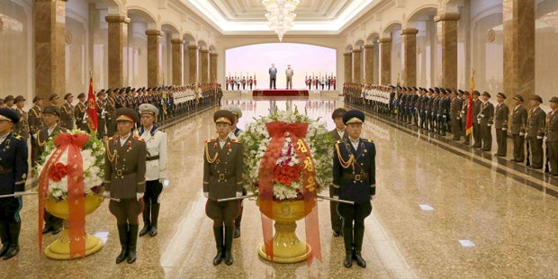 Hier verneigt sich sogar der irre Kim