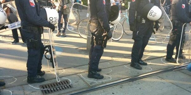 Tausende bei Demo gegen Rechte