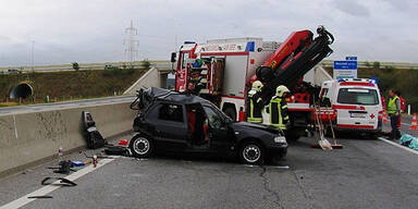 A4: Eine Tote bei Auffahr-Unfall