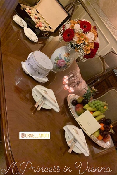 Ornella Muti: So wird sie von Lugner verwöhnt