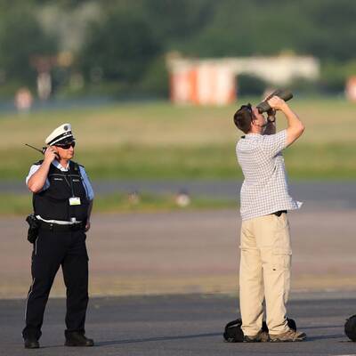 Obamas in Berlin gelandet